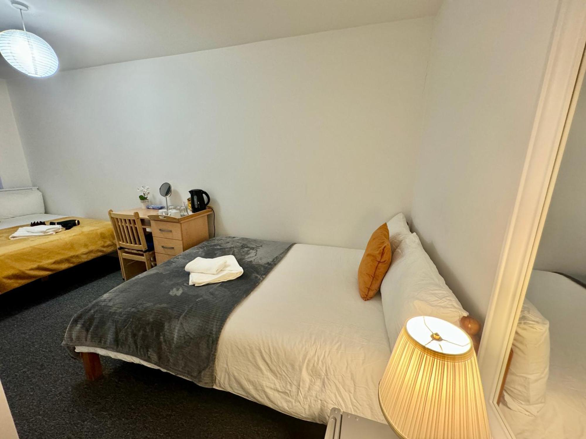 Cosmopolitan Comfort Private Bedrooms In Euston 106 伦敦 外观 照片