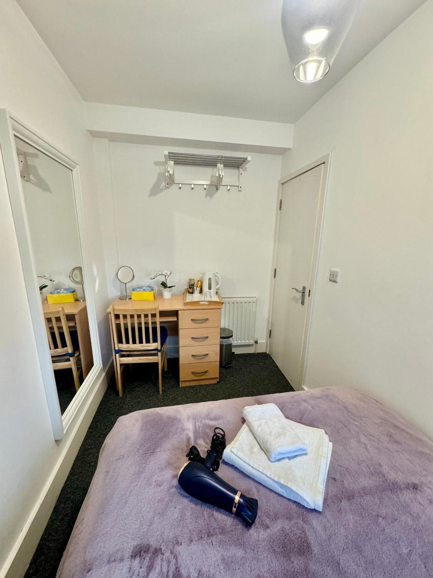 Cosmopolitan Comfort Private Bedrooms In Euston 106 伦敦 外观 照片