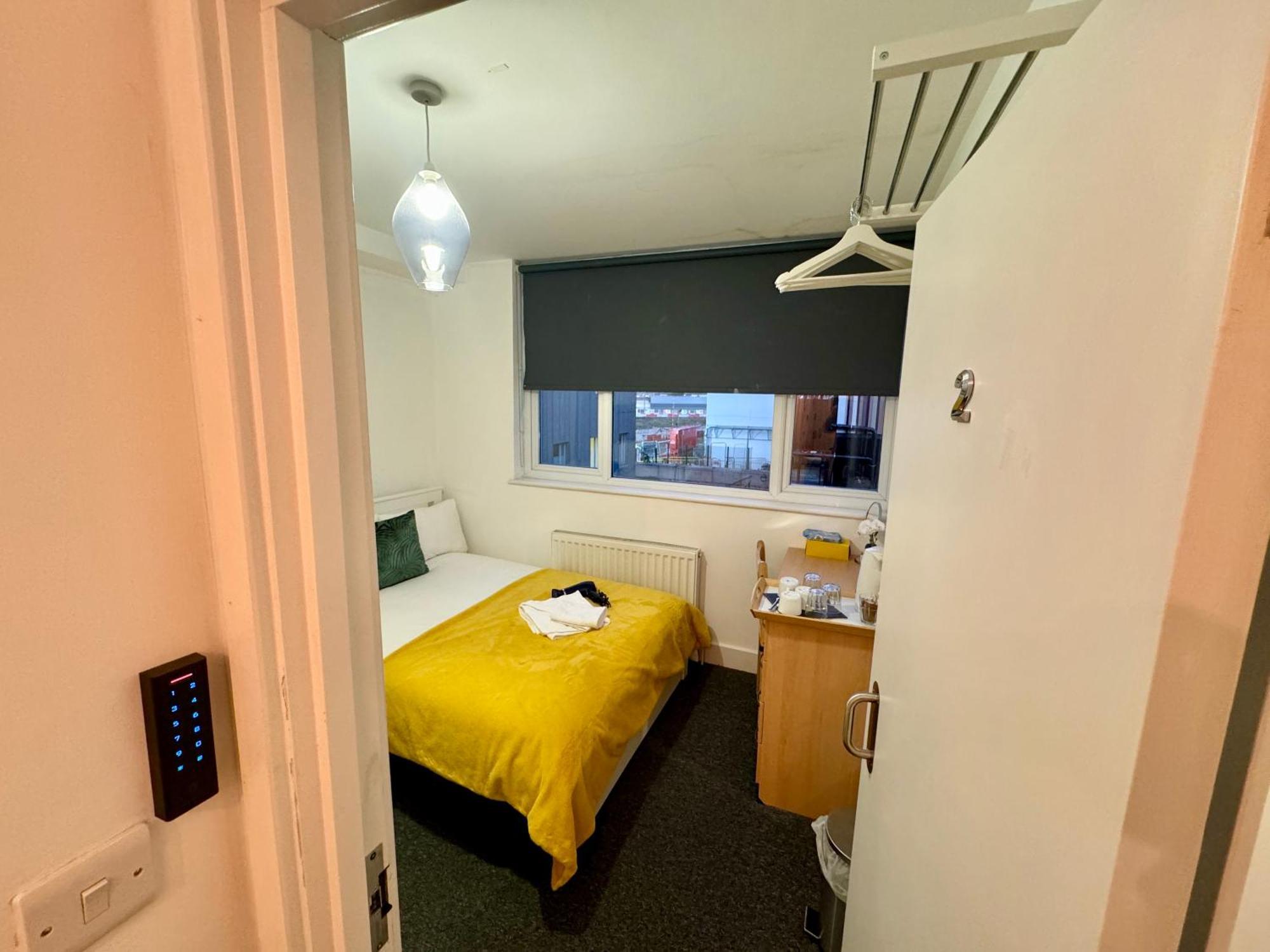 Cosmopolitan Comfort Private Bedrooms In Euston 106 伦敦 外观 照片