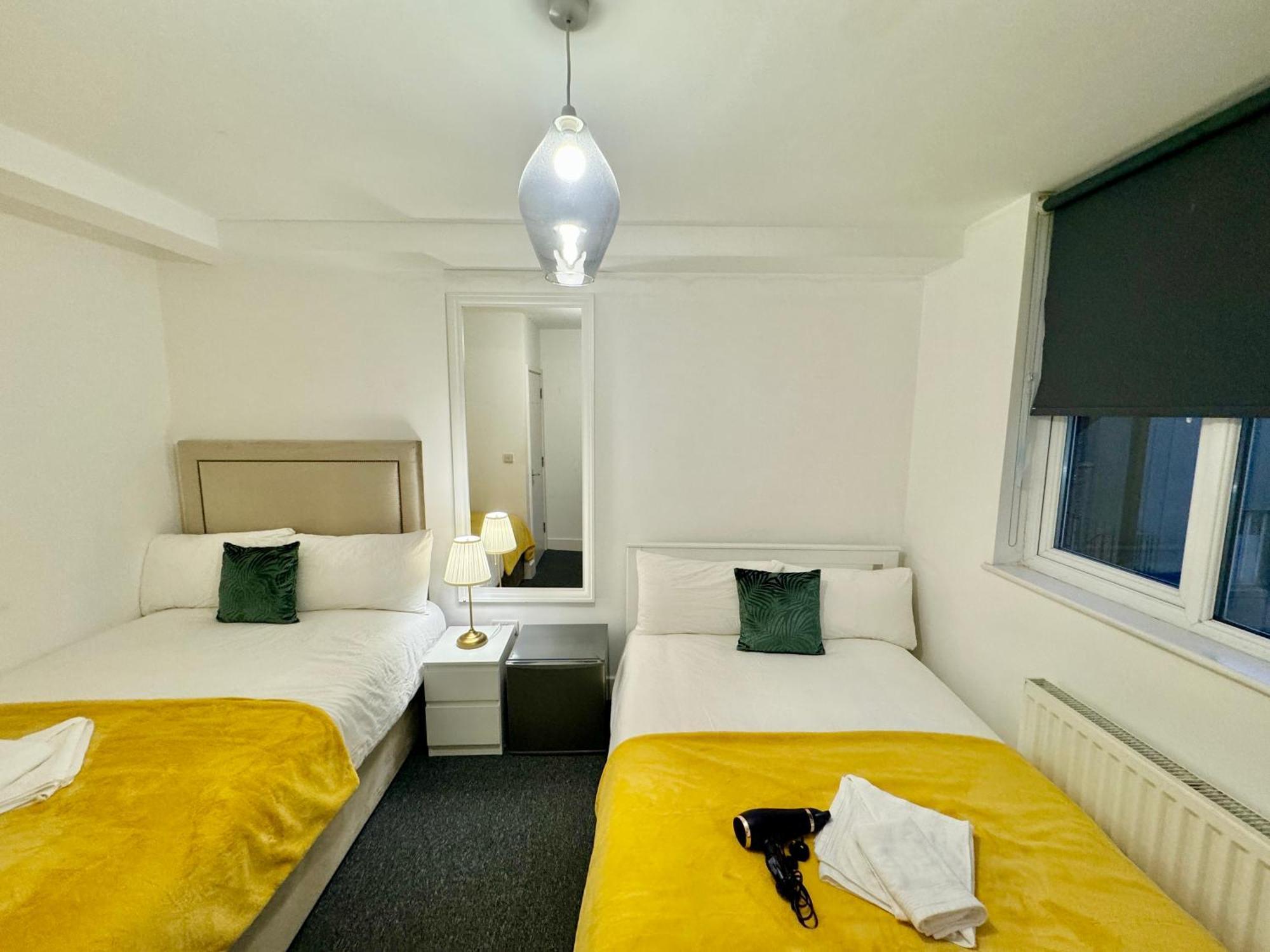 Cosmopolitan Comfort Private Bedrooms In Euston 106 伦敦 外观 照片