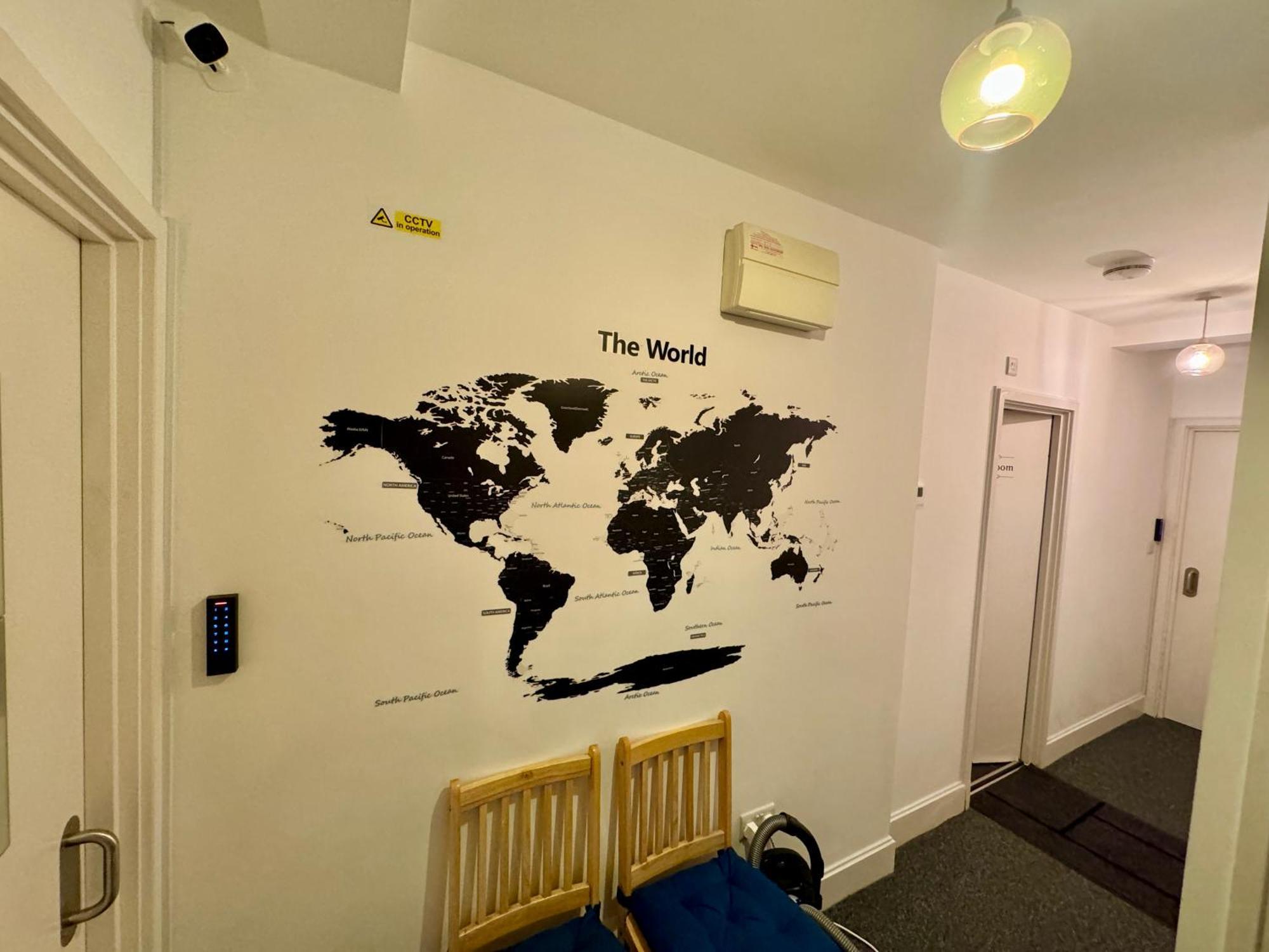 Cosmopolitan Comfort Private Bedrooms In Euston 106 伦敦 外观 照片